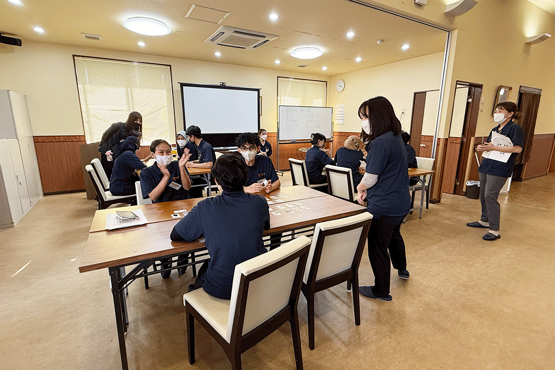 特定技能外国人スタッフ研修風景